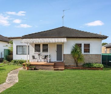 View Saturday at 12.15pm - 12.30pm - Photo 5