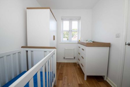 3 bedroom townhouse to rent - Photo 3