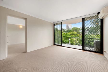 Peaceful Riverfront Living Close to West End & CBD - Photo 2