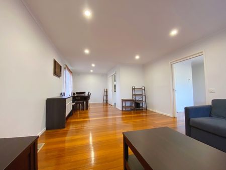 Lovely Family Home - Photo 3