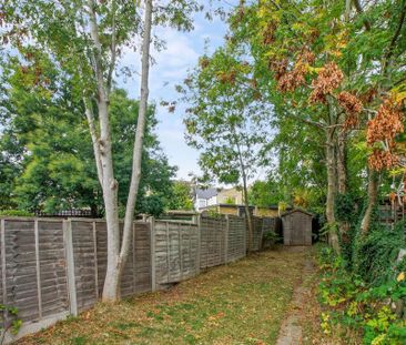 4 bedroom terraced house to rent - Photo 6