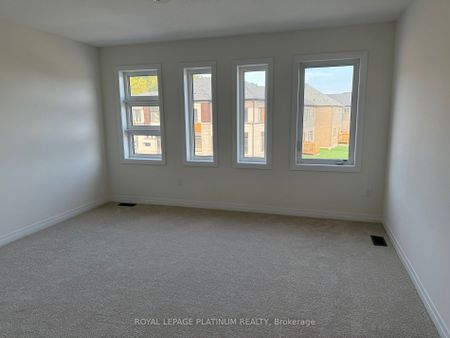 For Lease - 43 Mckernan Avenue, Brantford, Ontario - Photo 5