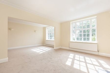 3 bedroom apartment to rent - Photo 4