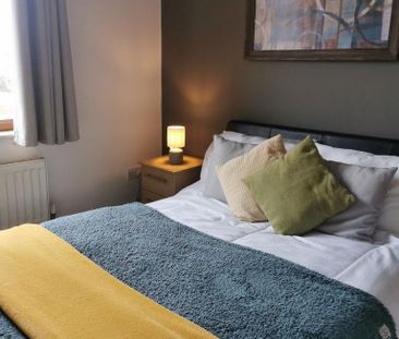 1 bedroom in a house share to rent - Photo 1