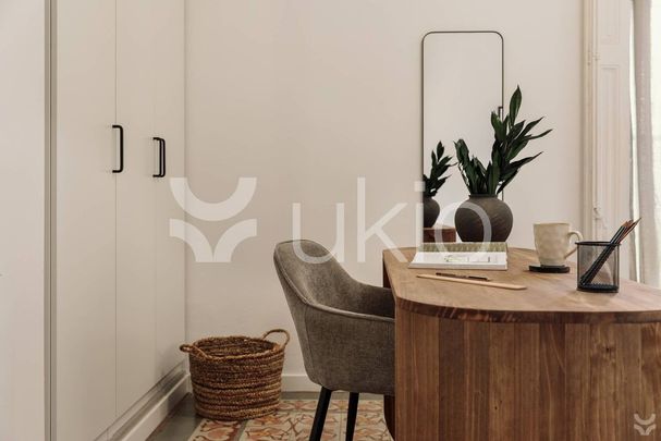 4 room luxury Flat for rent in Barcelona, Catalonia - Photo 1