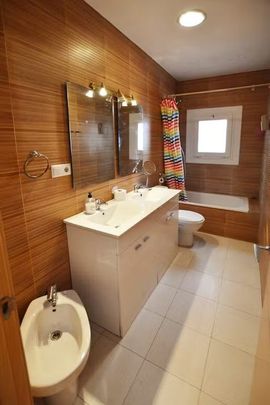 Calle del Doctor Manuel Candela, Valencia, Valencian Community 46021 - Photo 1