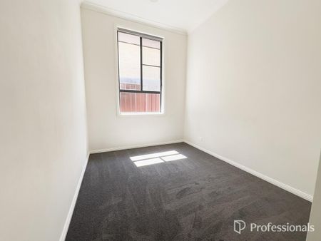 298 Armidale Road, East Tamworth NSW 2340 - House For Rent | Domain - Photo 4