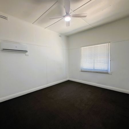 30 Moore Street, Cessnock NSW 2325 - House For Rent | Domain - Photo 2