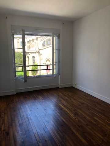 Brest Vaste T2 au coeur de Saint Martin au 2ème et dernier étage - Photo 4