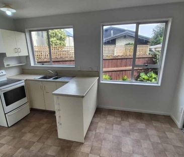 Fresh & Perfectly Located - Photo 2