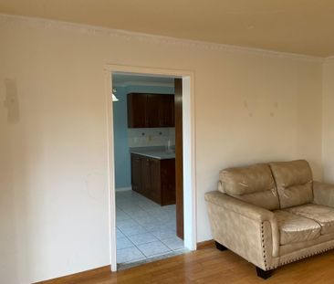 For Lease - 51 Morningmist Street, Brampton, Ontario - Photo 2