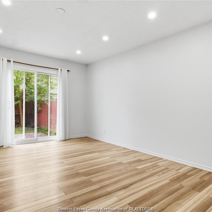 For Lease - 1229 ARNCLIFFE Place, Windsor, Ontario - Photo 1