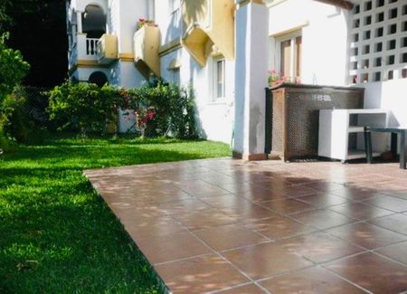 Apartamento planta baja en alquiler en Marbella - Foto 5