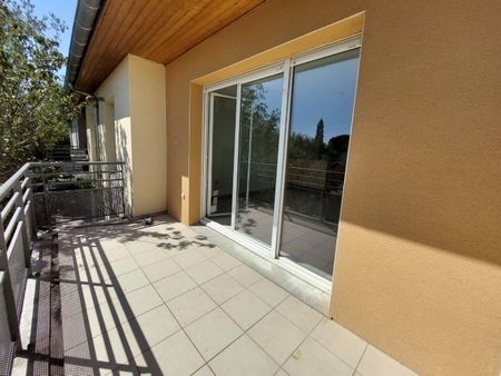 location Appartement T3 DE 62.93m² À ROQUETTES - Photo 5
