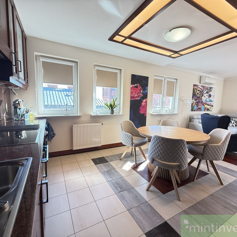 Komfortowy apartament przy Pl.Batorego z garażem - Photo 1