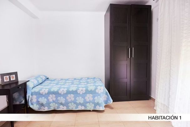 Calle Santo Ángel, Sevilla, Andalusia 41011 - Photo 1