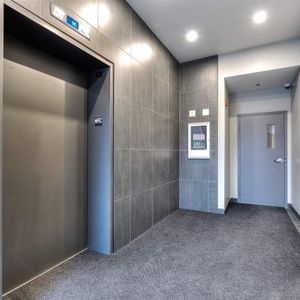 Moderne 3 1/2 – Disponible Dès Octobre! - 4115 Henri Bourassa Ouest, Montréal - Photo 2