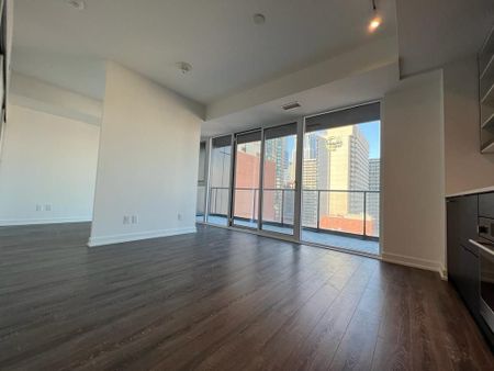 For Lease - 20 Edward Street Unit# 2501, Toronto, Ontario - Photo 3
