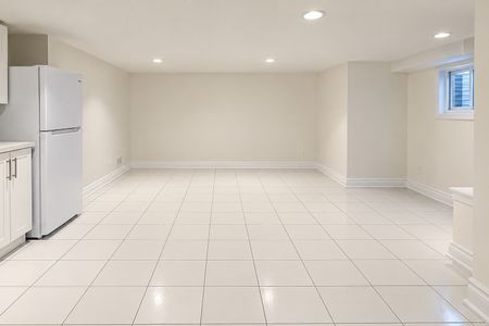For Lease - 117 Rosemount Avenue Unit# Bsmt, Toronto, Ontario - Photo 4