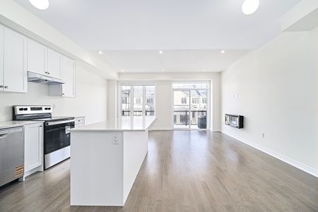 For Lease - 2945 Starlight Drive, Pickering, Ontario - Photo 4