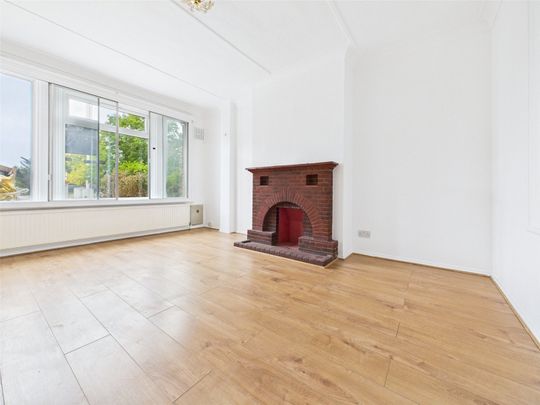 Heath Road, Hounslow, TW3 - Photo 1