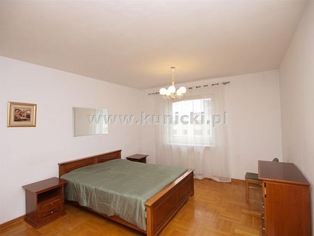 Warszawa, Mokotów, Metro Wilanowska - Photo 5