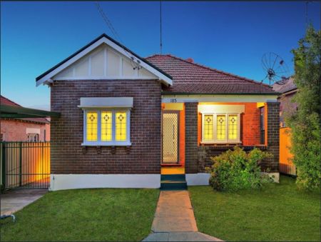 Three Bedroom with Study House in South Hurstville - Photo 2