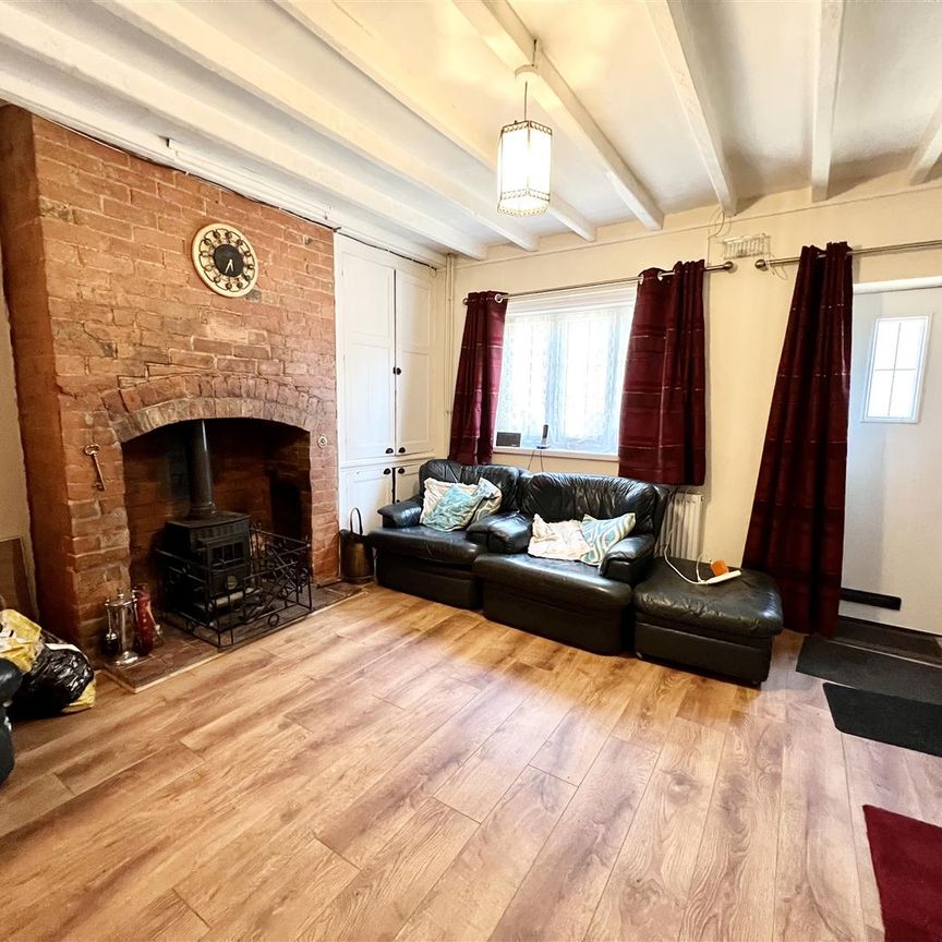 Churnet Row, Rocester ST14 5JT - Photo 1