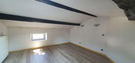 Location Appartement 4 pièces 60m² CHOMERAC 07210 - Photo 4