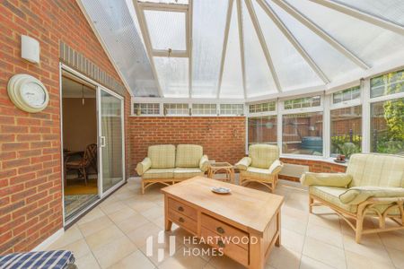 3 bedroom semi-detached house to rent - Photo 2