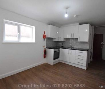 1 bedroom property to rent in London - Photo 2