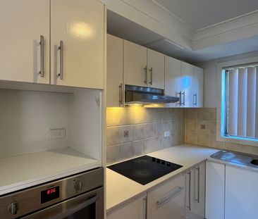 Neat & Tidy Townhouse in a Convenient Location - Photo 6