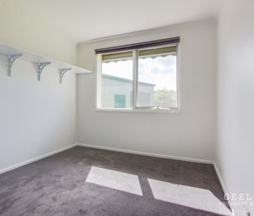 7 Olwen Ave Belmont - Photo 5