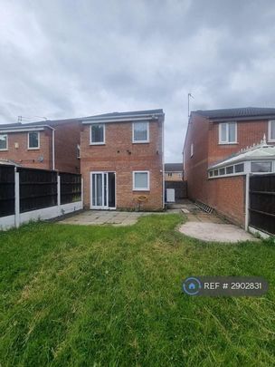 3 bedroom detached house to rent - Photo 1