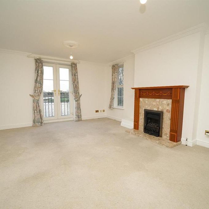 3 bedroom apartment to rent - Photo 1