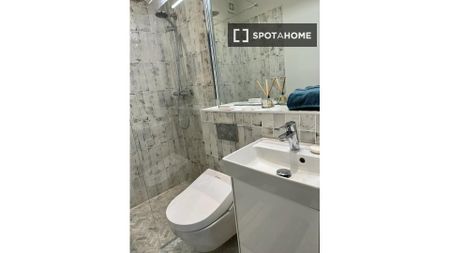 2-bedroom apartment for rent in Portobello, Dublin - Photo 2