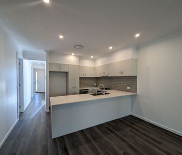 Beautiful Home - Photo 1