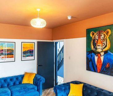 Newley refurbished property close to UHW Room 3 - Photo 5