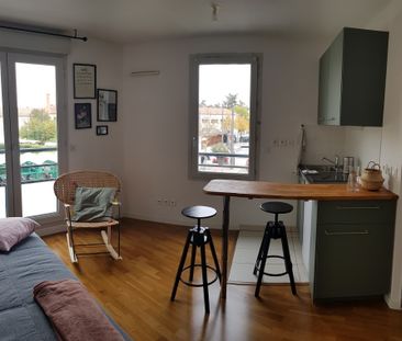 STUDIO MEUBLE EXCELLENT ETAT, - Photo 1