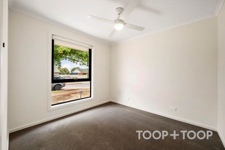 Brand New 4 Bedroom Home! - Photo 3