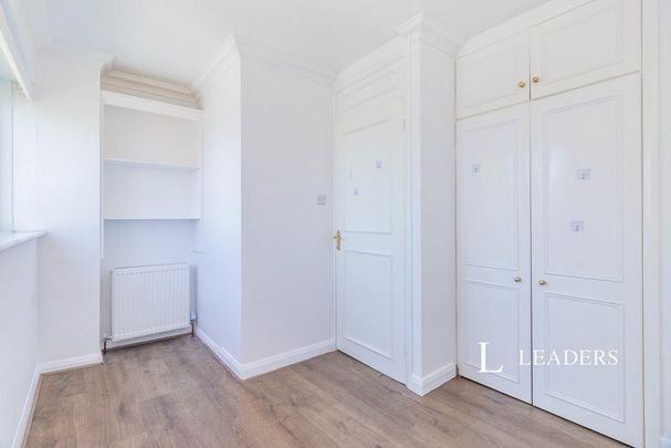 3 bedroom apartment to rent - Photo 1