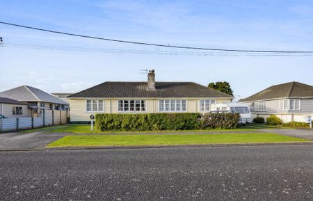 12 Laurent VC Street,Hawera - Photo 4