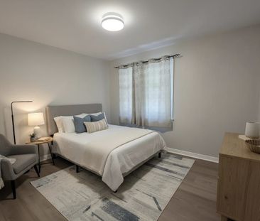 For Lease - 544 Mary Street, Whitby, Ontario - Photo 6