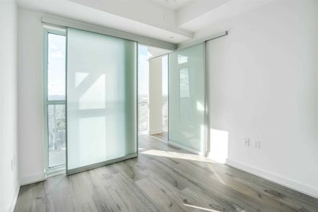 For Lease - 1 Yorkville Avenue Unit# 5004, Toronto, Ontario - Photo 3