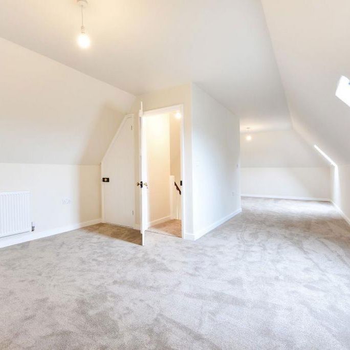 4 bedroom terraced house to rent - Photo 1