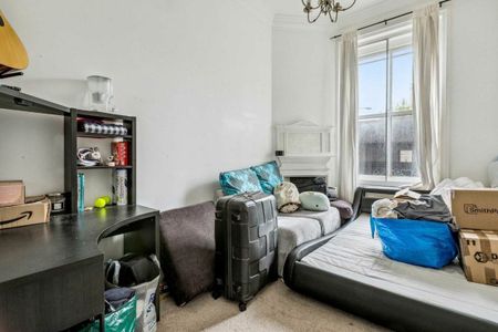 Earl's Court Square, Earls Court, SW5 - Photo 5