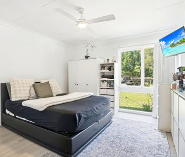 Modern Home With Double Carport! - Photo 3