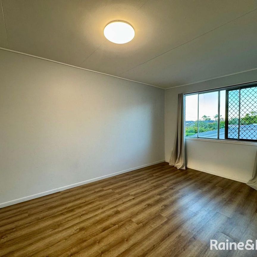 RENOVATED UNIT - WALK TO TOWN - Photo 1