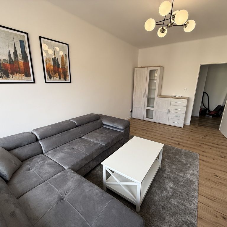 Mazowicka Centrum 2 pok 49m2 bdb standard, parking - Photo 1