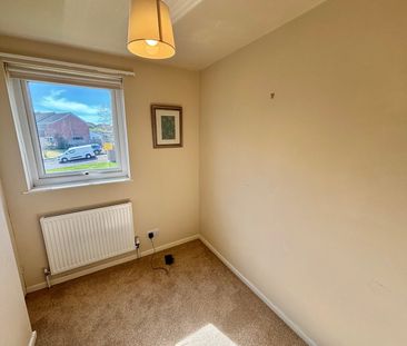 Broughton Close, Taunton, Somerset - Photo 1